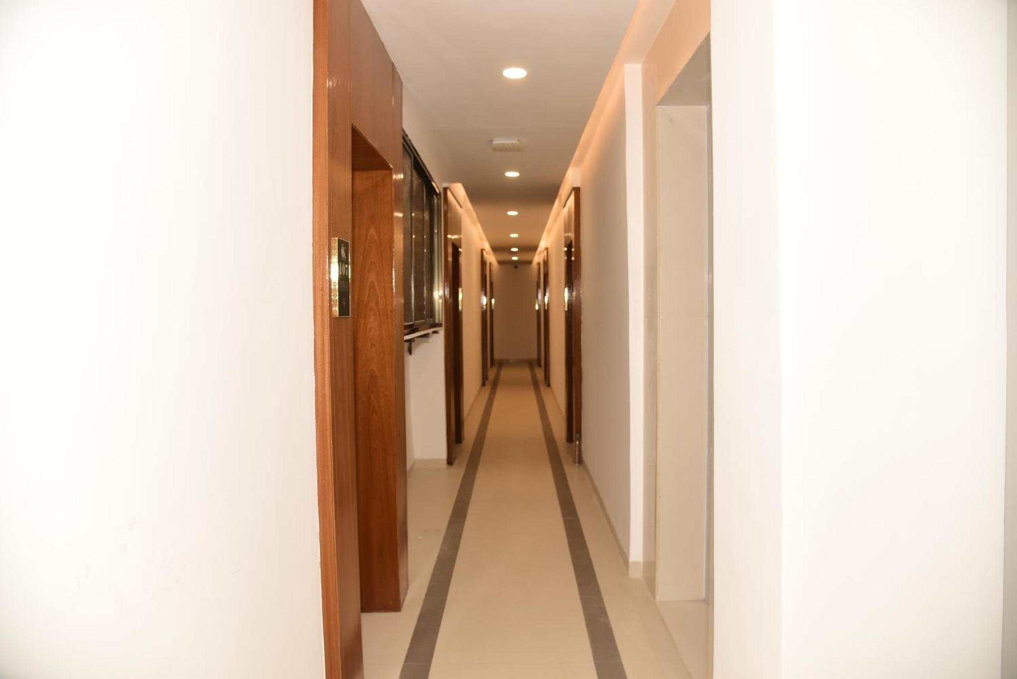 Hotel Sai Krishna Shirdi Exterior photo